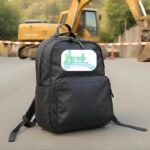 Wenn der Bagger in der Nachbarschaft ne Bombe ausbuddelt und man schnell aus der Wohnung raus muss - dann ist ein Fluchtrucksack Gold wert. Foto: KI